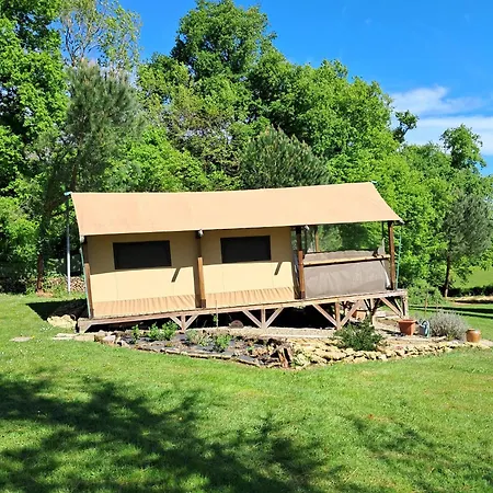 Οργανωμένο κάμπινγκ O'phil De Lau *