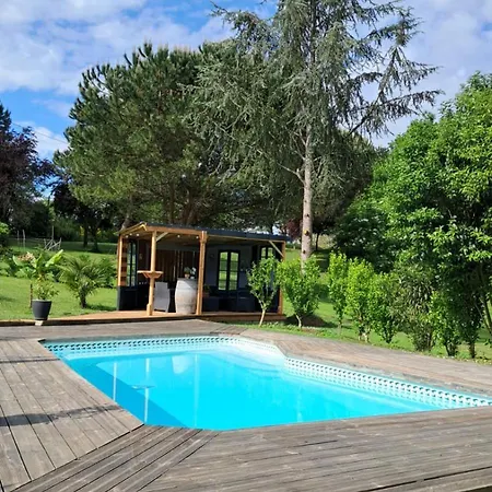 Οργανωμένο κάμπινγκ O'phil De Lau *